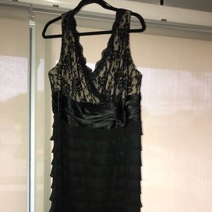 Black classic tiered dress